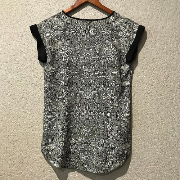Express Paisley Print Top - Picture 2 of 3